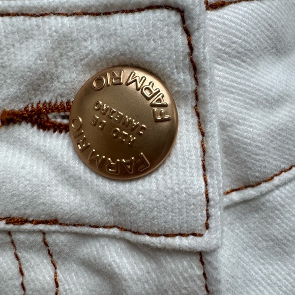 NWT FARM Rio White Floral Tapestry Denim Shorts  Size 27 - Picture 3 of 10